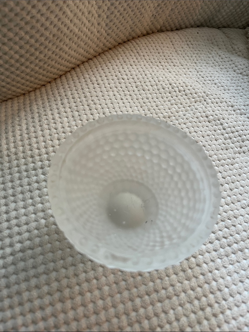 Vintage Frosted Hobnail Fairy Lamp Glass - Base - Picture 4 of 6